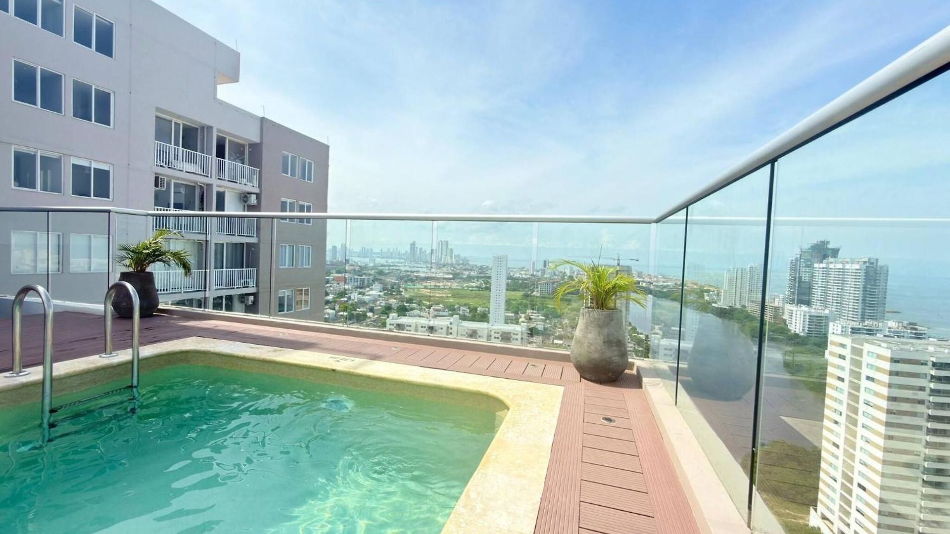 Exclusive 3 Bedroom - Sunset 47 * Cartagena